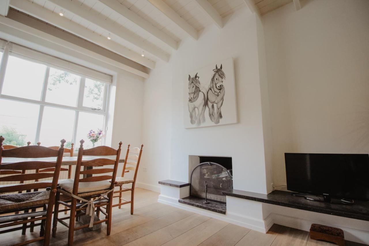 Authentieke Boerderij Woning Villa เรตรองเชอเมนต์ ภายนอก รูปภาพ